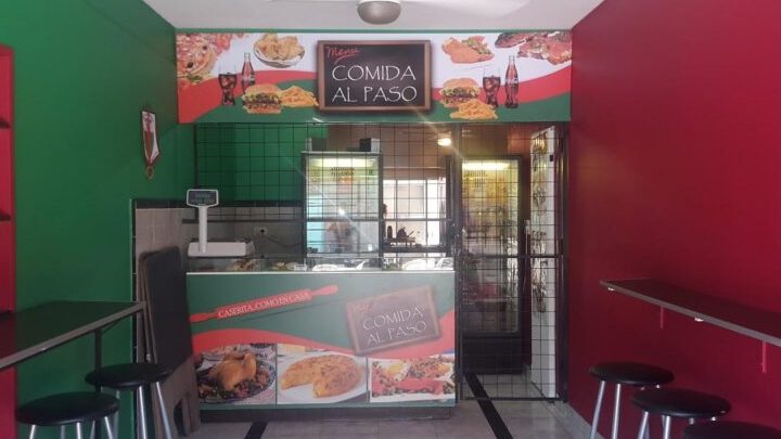 comidas y bebidas al paso