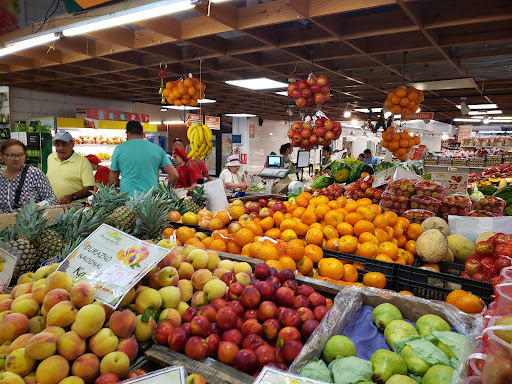 Mercado Del Este