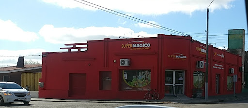Super Mágico Ombúes