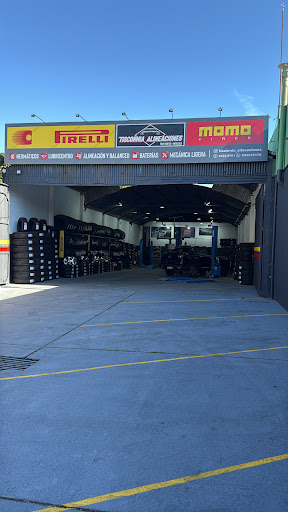 Tiscornia Alineaciones neumáticos lubricentro en Fray Bentos , Mercedes Uruguay