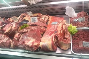 Mini mercado Alvariza